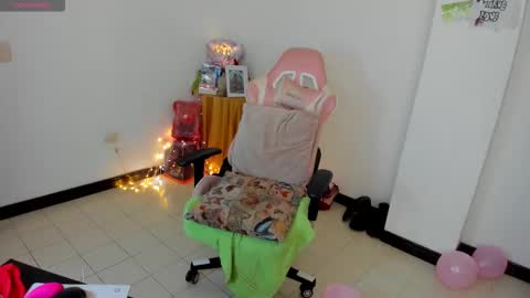 Alexandra Independent model online show from 17, 9, 2025