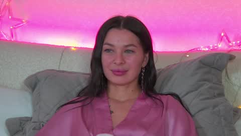 AlexandraBloom online show from 10, 1, 2025