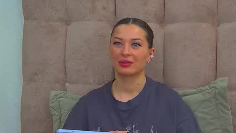 AlexandraBloom online show from 16, 3, 2026