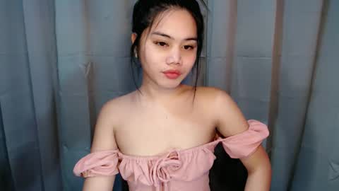 Snapshot of alexandralovely_9 chatting on 4, 5, 2026 Andrea online show from 4, 5, 2026