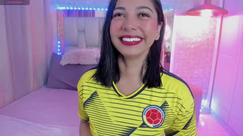 Alexandra Miller online show from 5, 2, 2025