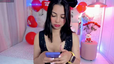 Alexandra Miller online show from 16, 2, 2025