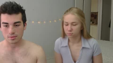 Snapshot of alexarti chatting on 11, 10, 2025 Alex online show from 11, 10, 2025