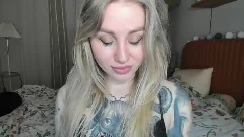 Snapshot of alexarush chatting on 19, 4, 2026 alexarush online show from 19, 4, 2026