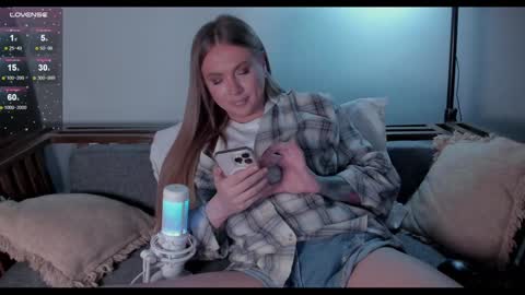 Snapshot of alexashowcum chatting on 27, 1, 2025 Alexa online show from 27, 1, 2025