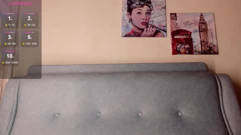 AlexaStevens online show from 4, 10, 2025