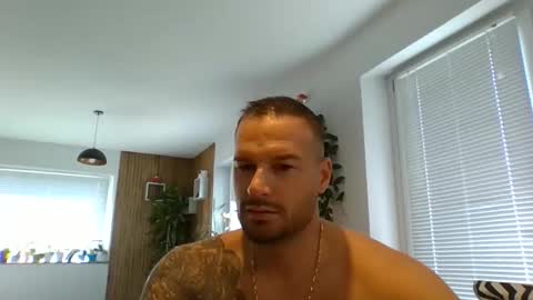 rey ale84 online show from 1, 10, 2025