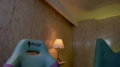 Alexiaa  Online 1430 to 2100 GMT-5 online show from 24, 12, 2024