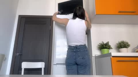 Snapshot of alexiaficke chatting on 11, 4, 2026 Emila online show from 11, 4, 2026