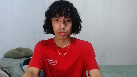 Snapshot of alexis21_ chatting on 21, 11, 2025 Alexis online show from 21, 11, 2025