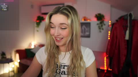 Alexis Texas online show from 4, 2, 2025