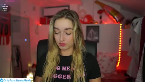 Alexis Texas online show from 17, 9, 2025