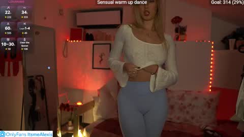 Alexis Texas online show from 4, 11, 2025