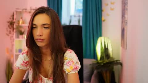 Alexis online show from 8, 10, 2025