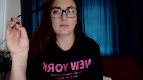 Snapshot of alexismacc chatting on 10, 9, 2025 alexismacc online show from 10, 9, 2025