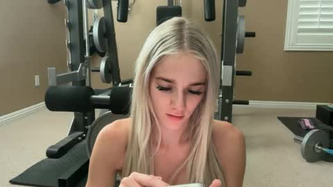 Snapshot of alexispaige06 chatting on 23, 6, 2026 alexispaige06 online show from 23, 6, 2026