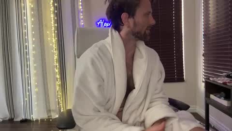 Snapshot of alexmanndickerson chatting on 3, 10, 2025 Alex Mann online show from 3, 10, 2025