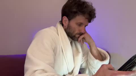 Snapshot of alexmanndickerson chatting on 14, 12, 2025 Alex Mann online show from 14, 12, 2025