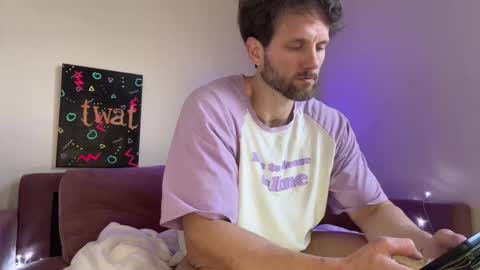 Snapshot of alexmanndickerson chatting on 17, 12, 2025 Alex Mann online show from 17, 12, 2025