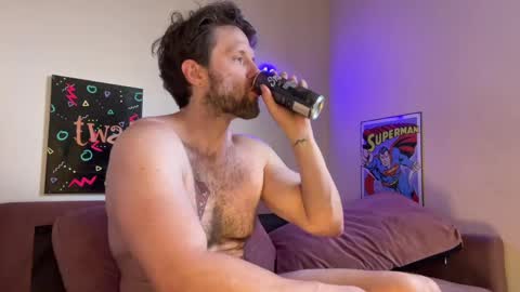 Alex Mann online show from 3, 6, 2026