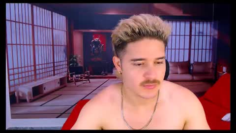 Snapshot of alexpierss chatting on 10, 10, 2025 Alex online show from 10, 10, 2025