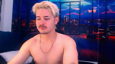 Snapshot of alexpierss chatting on 28, 10, 2025 Alex online show from 28, 10, 2025