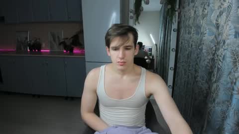 Snapshot of alexs_771 chatting on 21, 1, 2025 Dennis online show from 21, 1, 2025