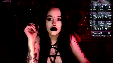 Snapshot of alexx_succubus chatting on 19, 10, 2025 Alexx Succubus online show from 19, 10, 2025