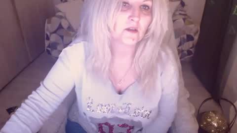 Snapshot of alexxa_mistress chatting on 8, 3, 2026 Jhoa online show from 8, 3, 2026