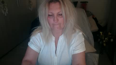 Snapshot of alexxa_mistress chatting on 15, 4, 2026 Jhoa online show from 15, 4, 2026