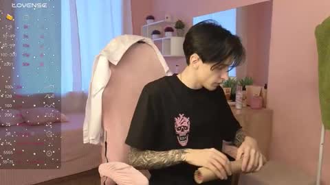 Snapshot of alexxone_ chatting on 26, 9, 2025 Alex online show from 26, 9, 2025