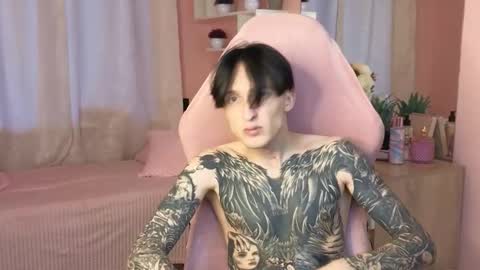 Snapshot of alexxone_ chatting on 29, 9, 2025 Alex online show from 29, 9, 2025