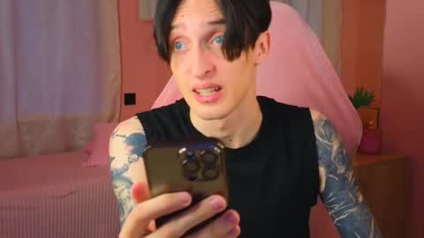 Snapshot of alexxone_ chatting on 3, 10, 2025 Alex online show from 3, 10, 2025