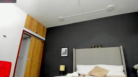 Alexo Rossie online show from 9, 1, 2025