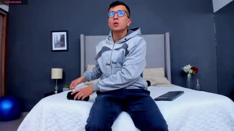 Alexo Rossie online show from 13, 1, 2025