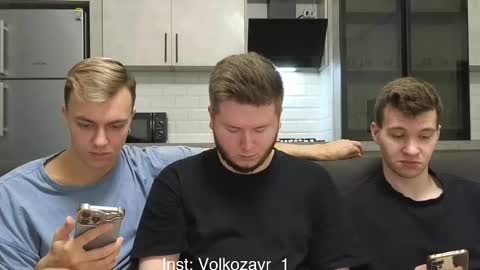 Snapshot of alexxx_d chatting on 22, 12, 2025 AlexDimaIgor online show from 22, 12, 2025