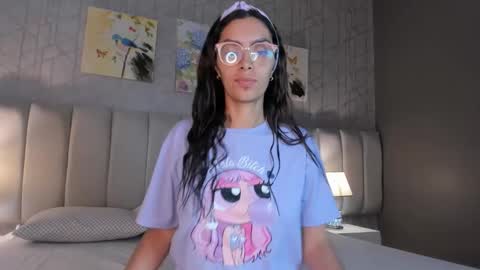 Snapshot of alezkarain chatting on 31, 10, 2025 AlezkaRain online show from 31, 10, 2025