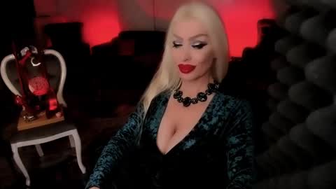 Snapshot of alfa_female chatting on 24, 12, 2024 AlfaFemale online show from 24, 12, 2024
