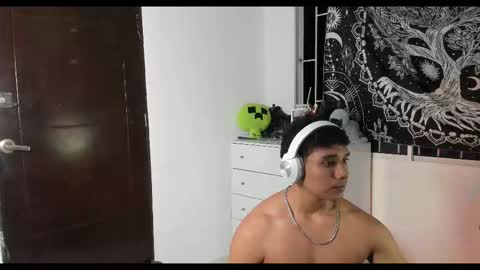 Snapshot of alfred_cantillo chatting on 10, 10, 2025 alfred_cantillo online show from 10, 10, 2025