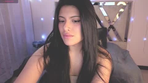 Carolina Join The Fan Club  online show from 29, 9, 2025