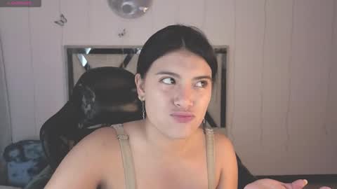 Carolina Join The Fan Club  online show from 15, 12, 2025