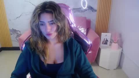 Snapshot of ali_bunny_ch chatting on 7, 10, 2025 ali_bunny_ch online show from 7, 10, 2025