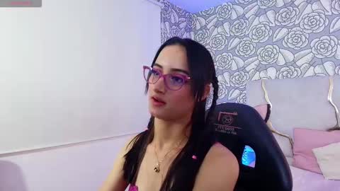 Snapshot of ali_tay1 chatting on 18, 9, 2025 Ali Tay online show from 18, 9, 2025