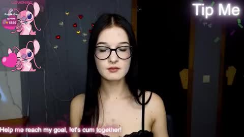 Snapshot of alicamoons chatting on 23, 9, 2025 Alica online show from 23, 9, 2025