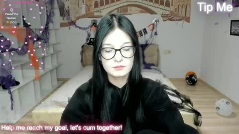 Snapshot of alicamoons chatting on 31, 10, 2025 Alica online show from 31, 10, 2025