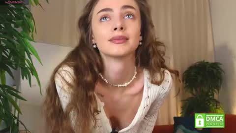 Snapshot of alicat_ chatting on 30, 9, 2025 Alicia online show from 30, 9, 2025