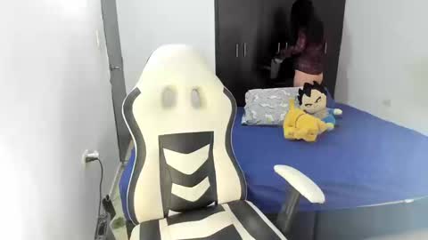 alicc0409 online show from 25, 9, 2025