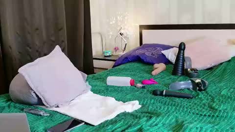 Snapshot of alice69foxy chatting on 3, 3, 2025 Alise online show from 3, 3, 2025