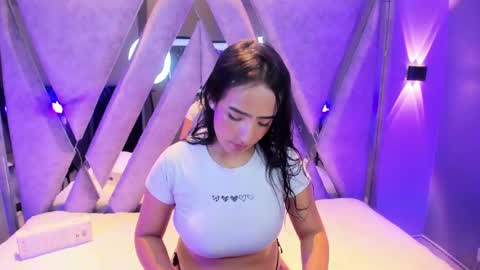 alice_26__ online show from 2, 5, 2026