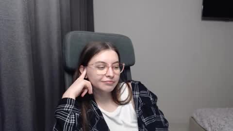 Alice online show from 15, 2, 2025